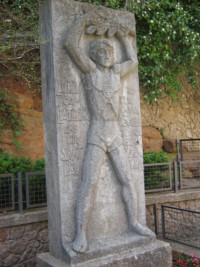 Monumento a FJC en Montserrat